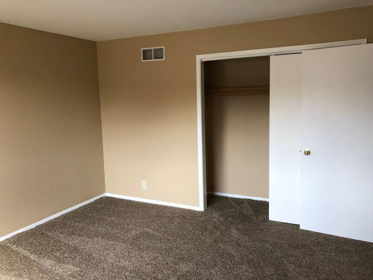 Apartment for rent at 720 7th St, Colona, IL 61241