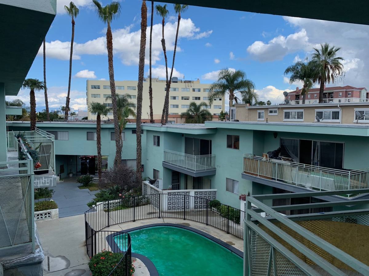 Apartment for rent at 3772 Lockland Dr, Los Angeles, CA 90008