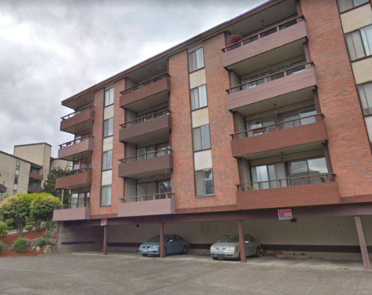 Apartment for rent at 2701 W Manor Place, Seattle, WA 98199