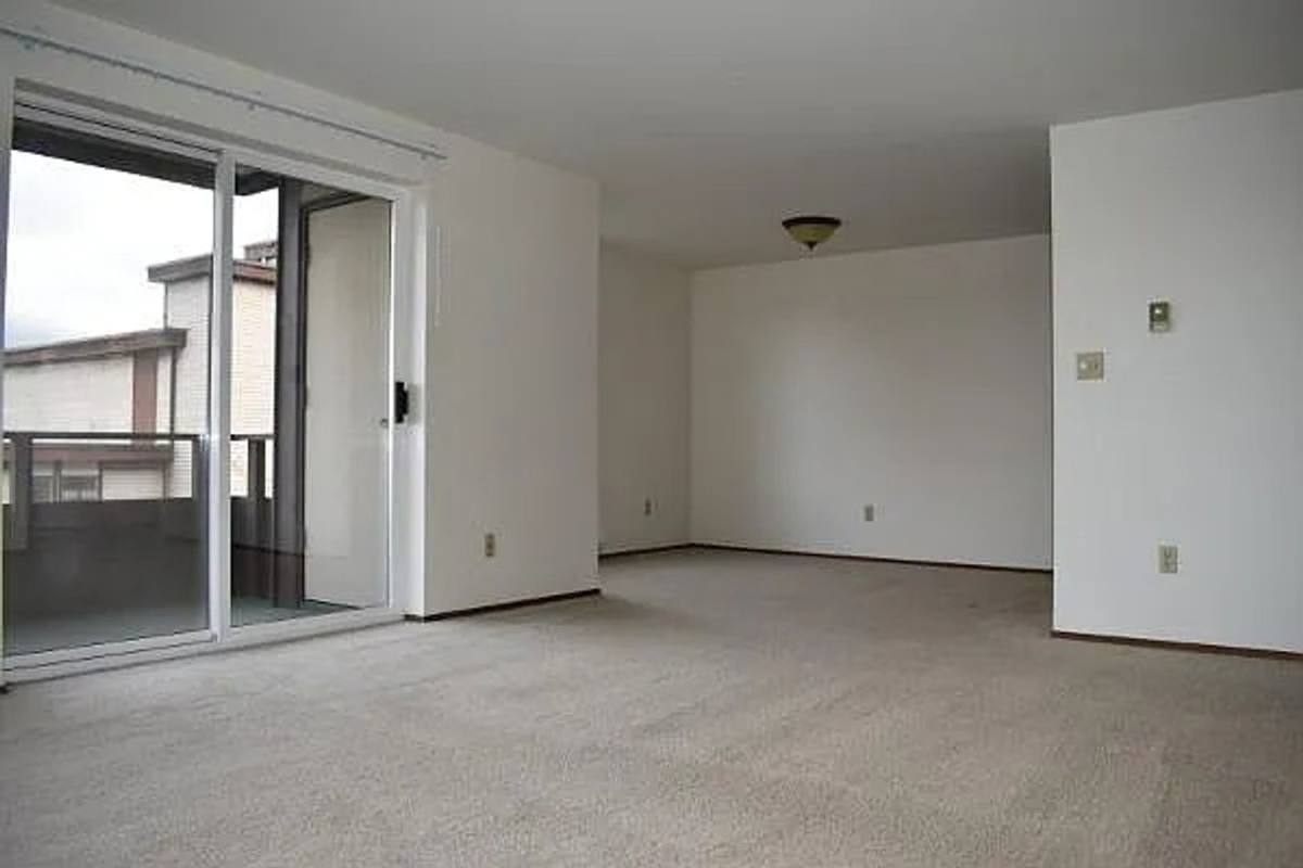 Apartment for rent at 2701 W Manor Place, Seattle, WA 98199