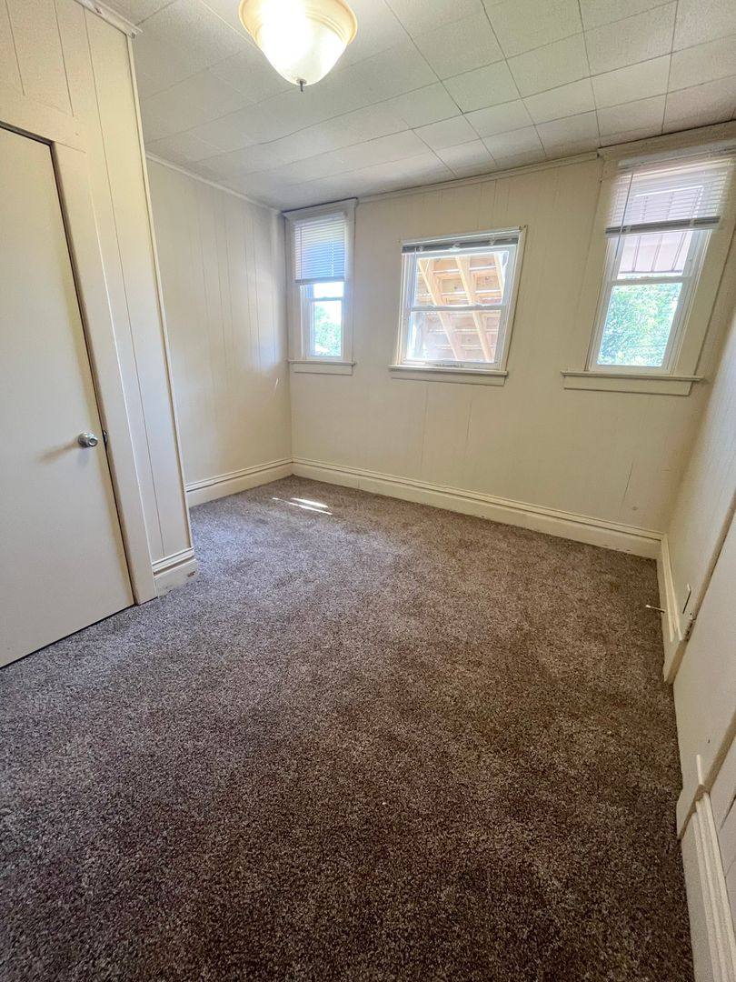 Apartment for rent at 614 S 2nd Ave, Sioux Falls, SD 57104