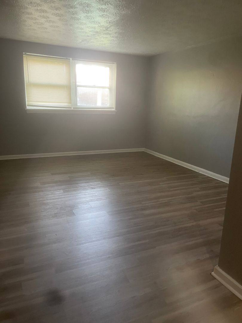 Apartment for rent at 250-270 E244th St, Euclid, OH 44123