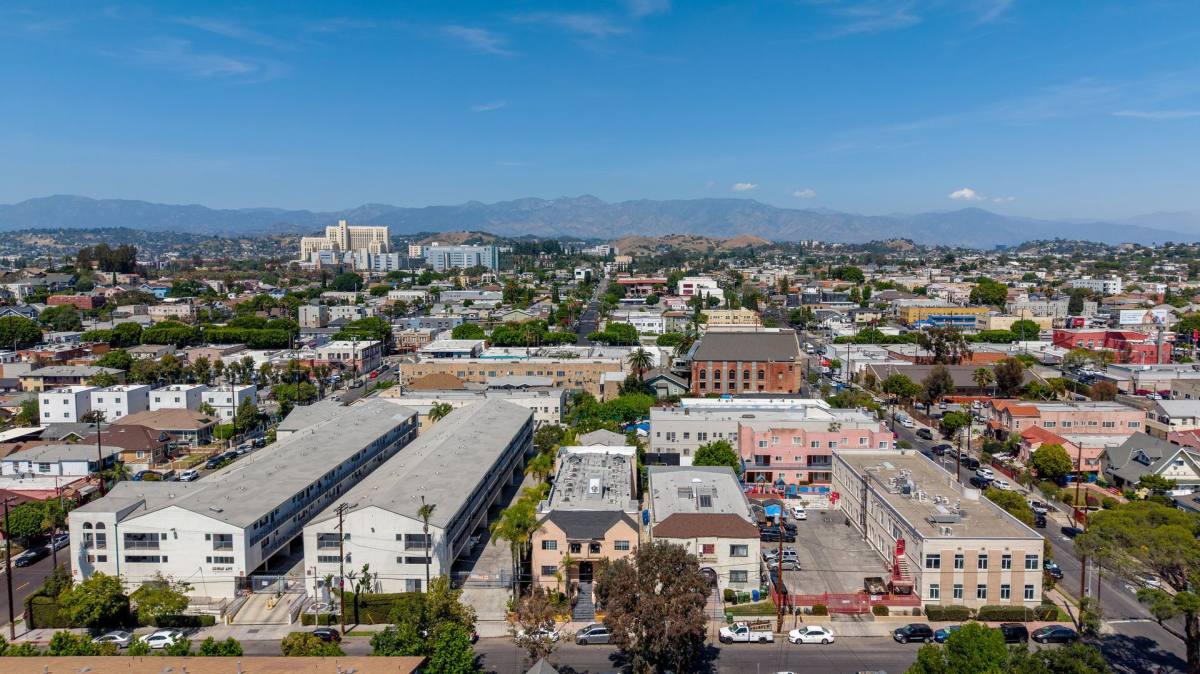 Apartment for rent at 2221 Michigan Ave, Los Angeles, CA 90033