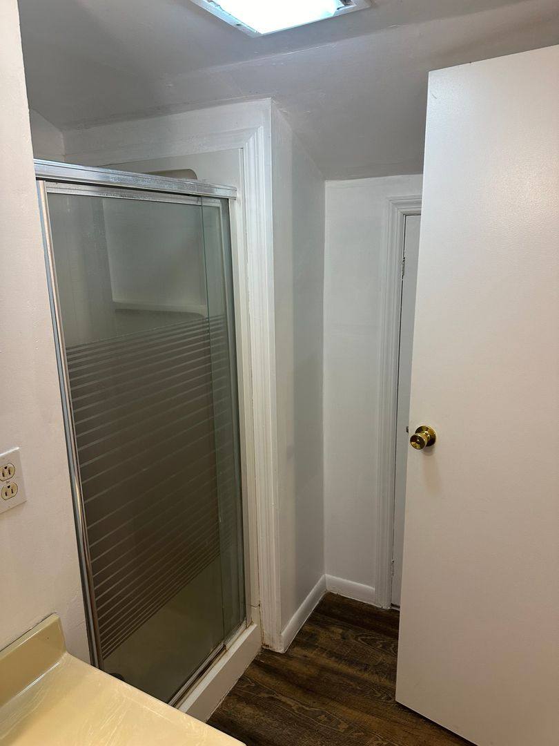 Apartment for rent at 4 Daugherty Rd, Grove City, PA 16127