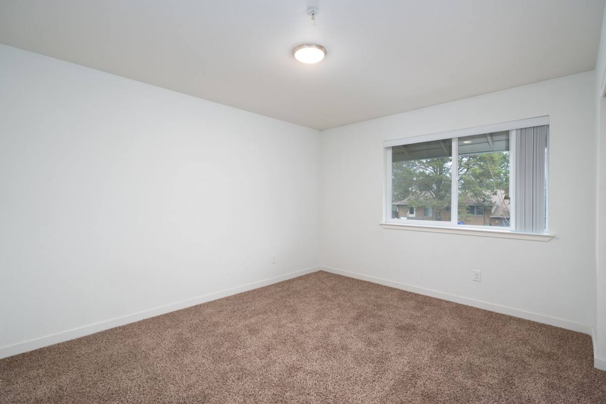 Apartment for rent at 5750 NE 34th St, Vancouver, WA 98661