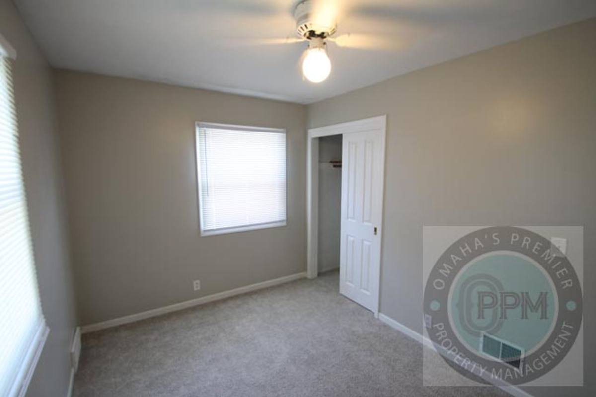 House for rent at 3442 S 88th St, Omaha, NE 68124