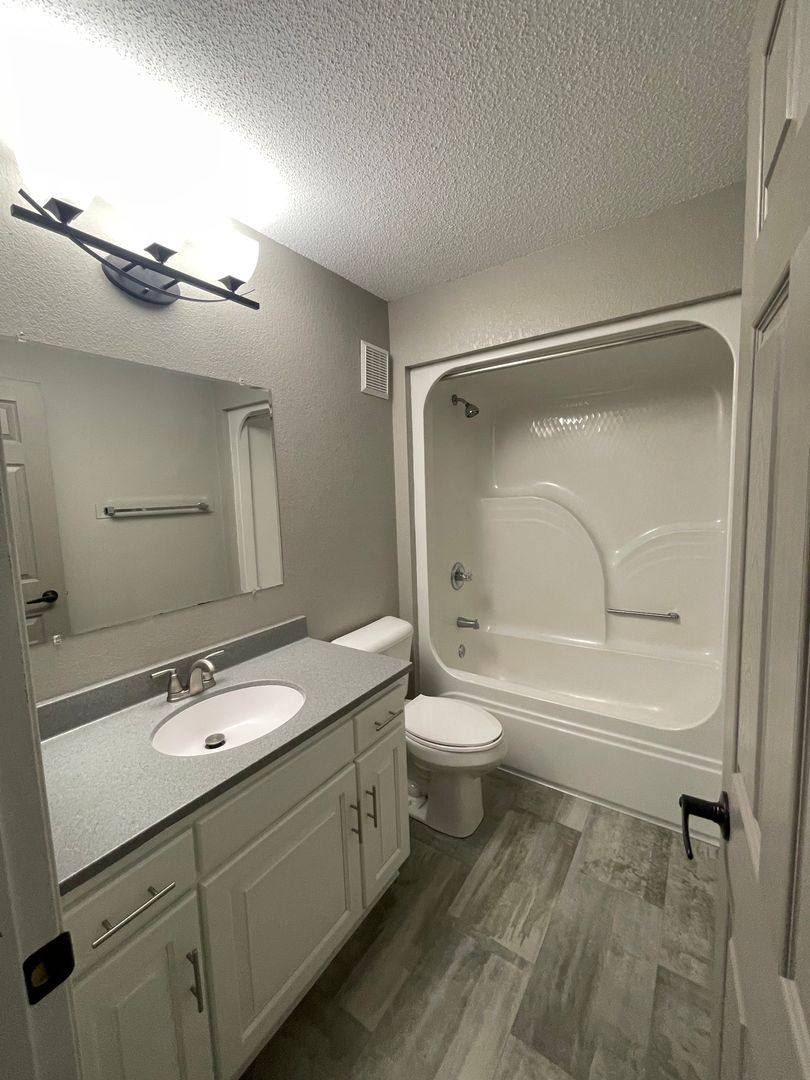 Apartment for rent at 1600 Mapleton Ave, Bismarck, ND 58503