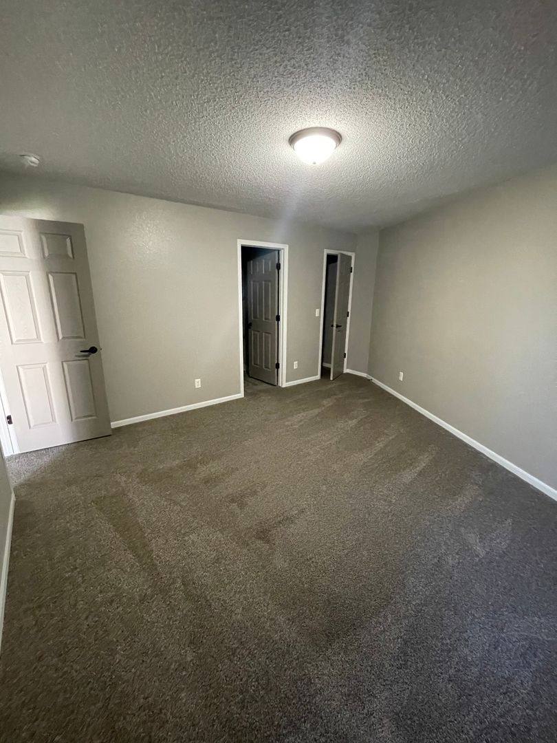 Apartment for rent at 1600 Mapleton Ave, Bismarck, ND 58503
