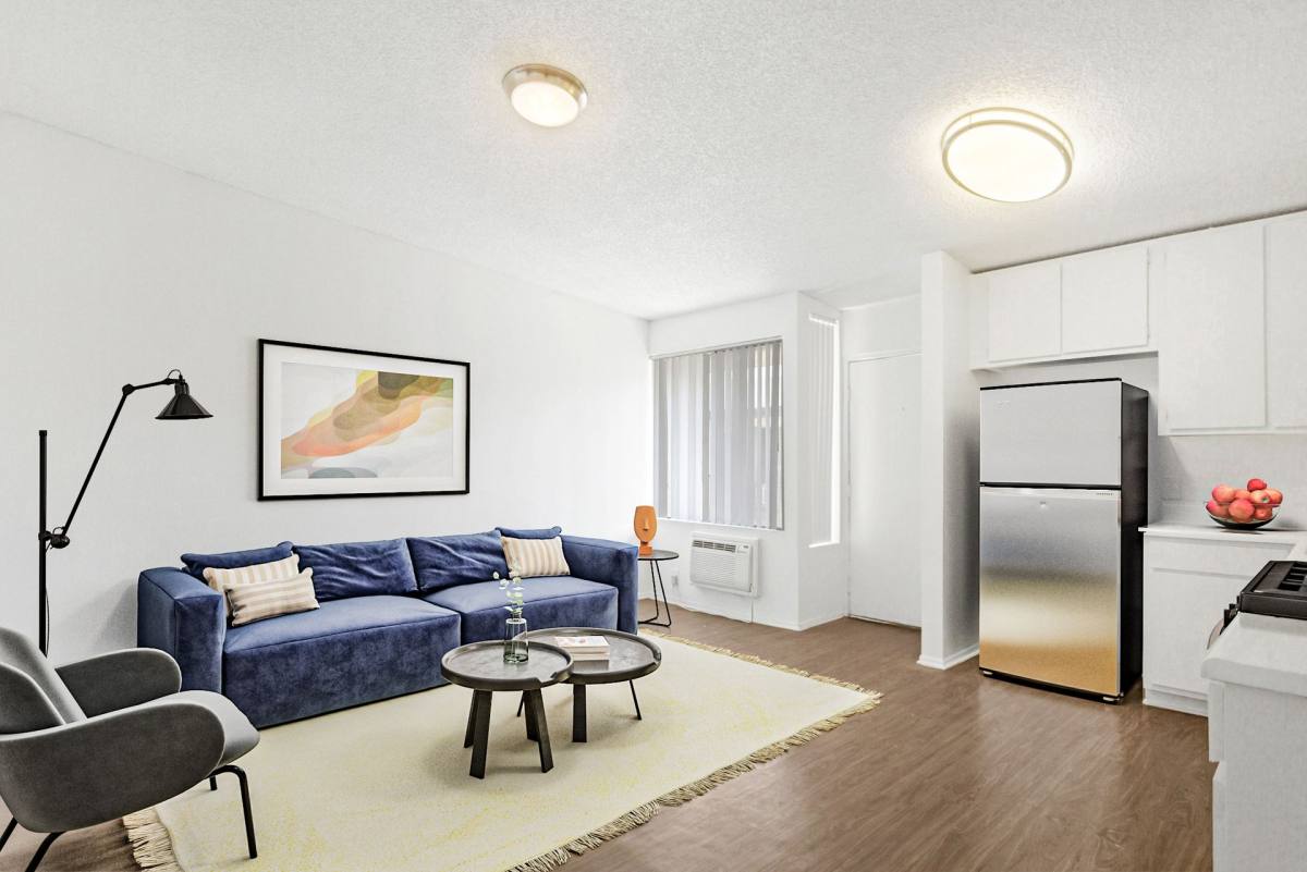 Apartment for rent at 11943 Vanowen, North Hollywood, CA 91605