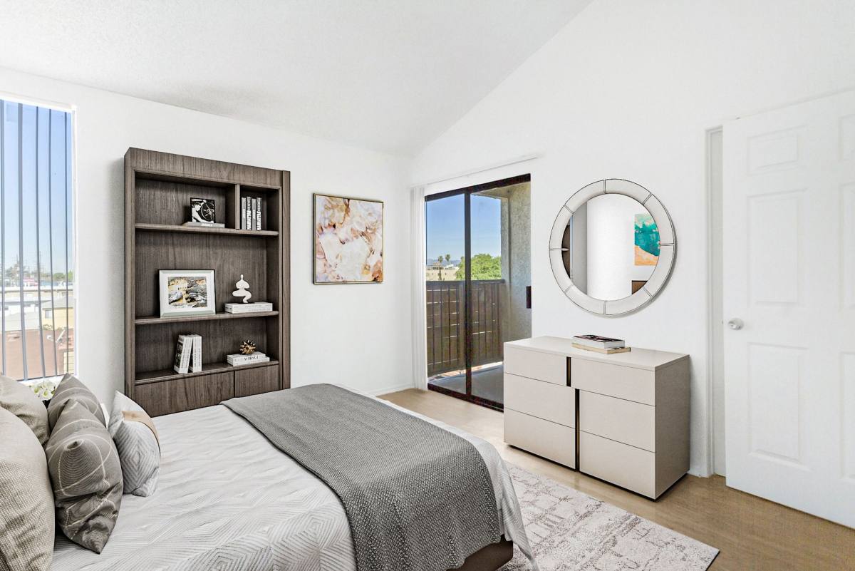 Apartment for rent at 11943 Vanowen, North Hollywood, CA 91605