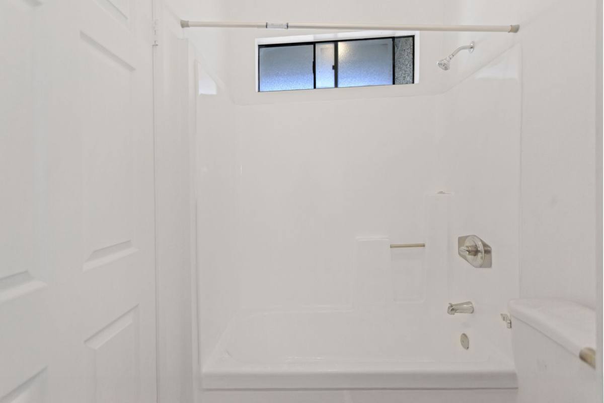Apartment for rent at 11943 Vanowen, North Hollywood, CA 91605