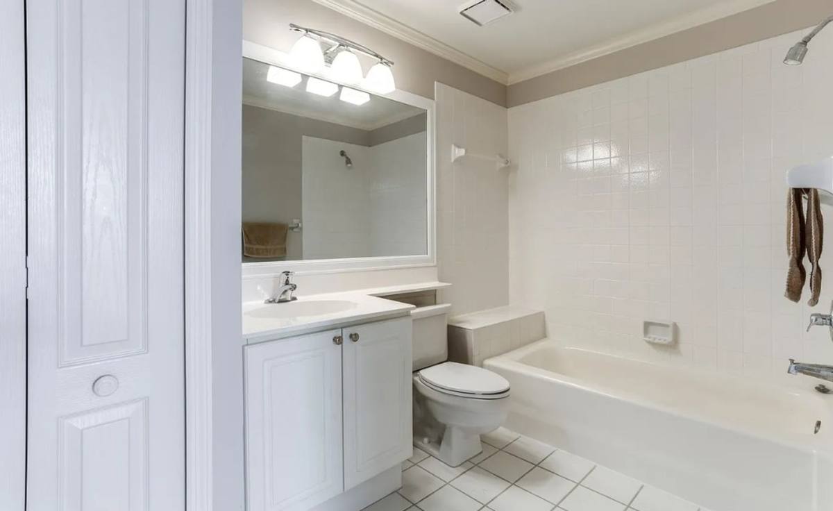 Condo for rent at 13093 Castle Harbour Dr, Naples, FL 34110