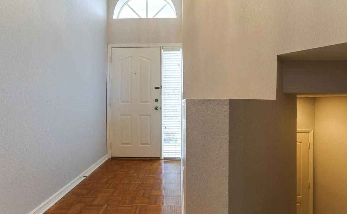 Condo for rent at 13093 Castle Harbour Dr, Naples, FL 34110