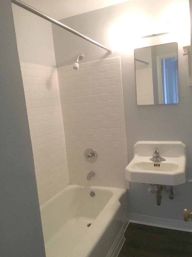 Apartment for rent at 2500 E Denny Way, Seattle, WA 98122