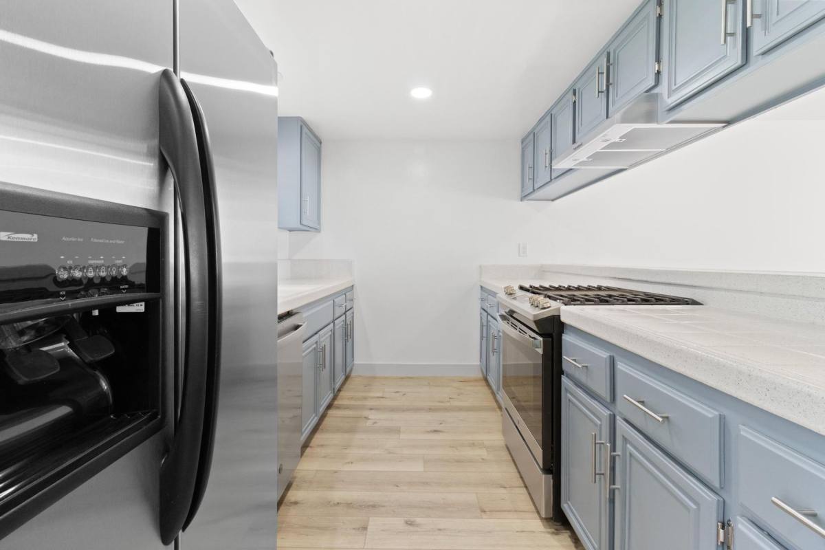 Apartment for rent at 206 E Imperial Ave, El Segundo, CA 90245