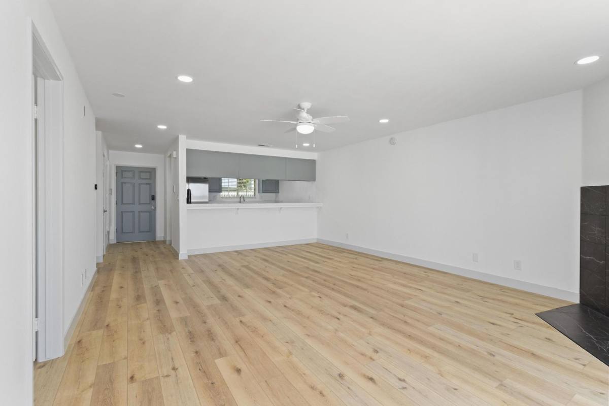Apartment for rent at 206 E Imperial Ave, El Segundo, CA 90245