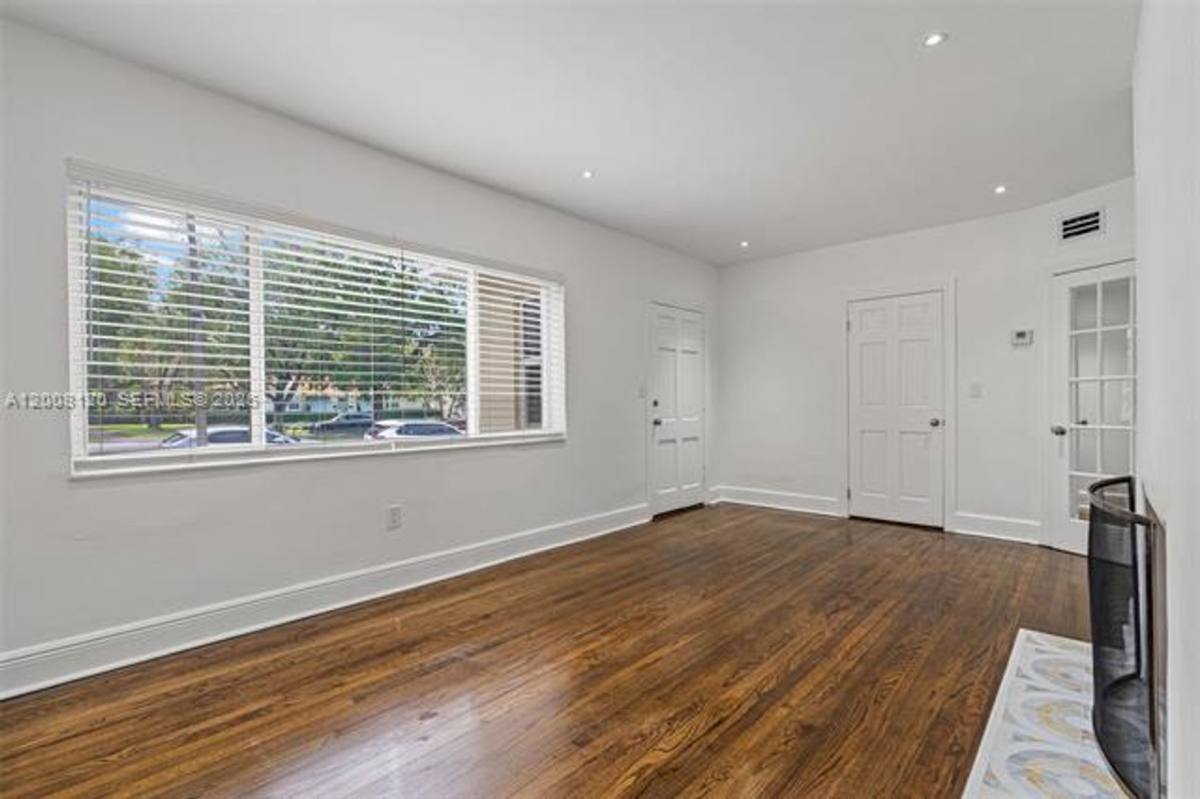 Apartment for rent at 3500 Ponce De Leon Blvd, Miami, FL 33134