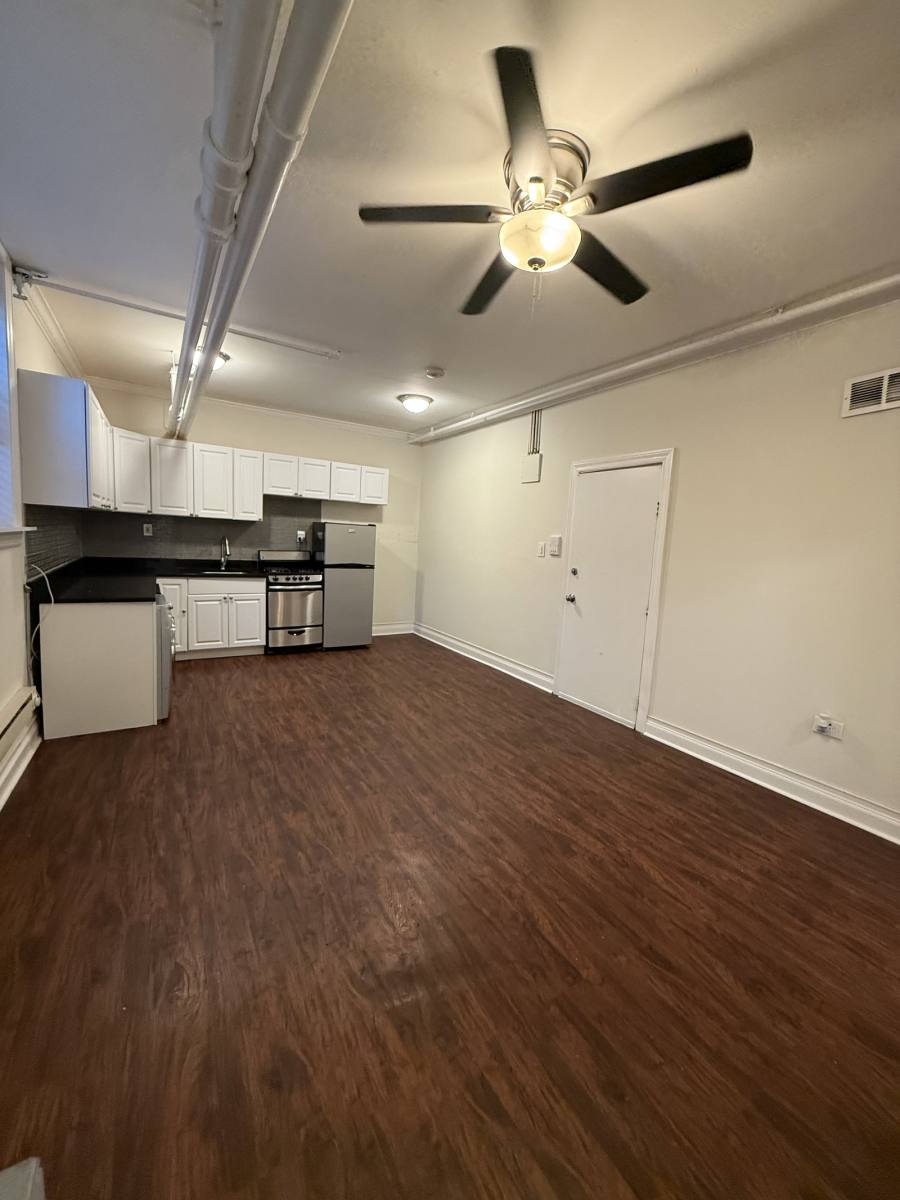 Apartment for rent at 2129 N Dayton St #G3, Chicago, IL 60614