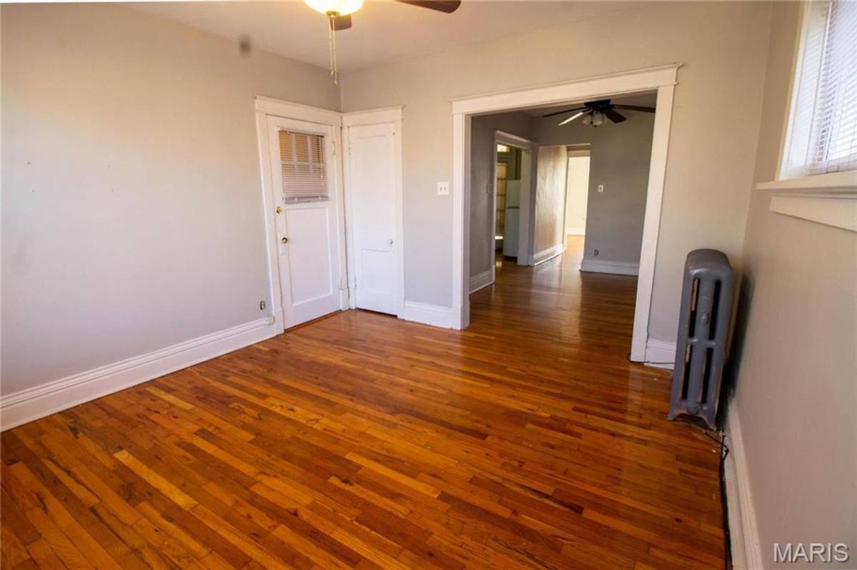 Apartment for rent at 2852 Shenandoah Ave, Saint Louis, MO 63104
