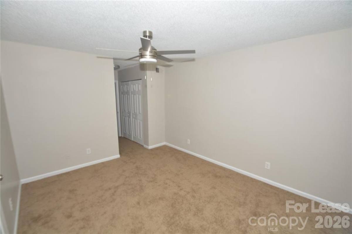 House for rent at 605 Mountainwater Dr, Charlotte, NC 28262