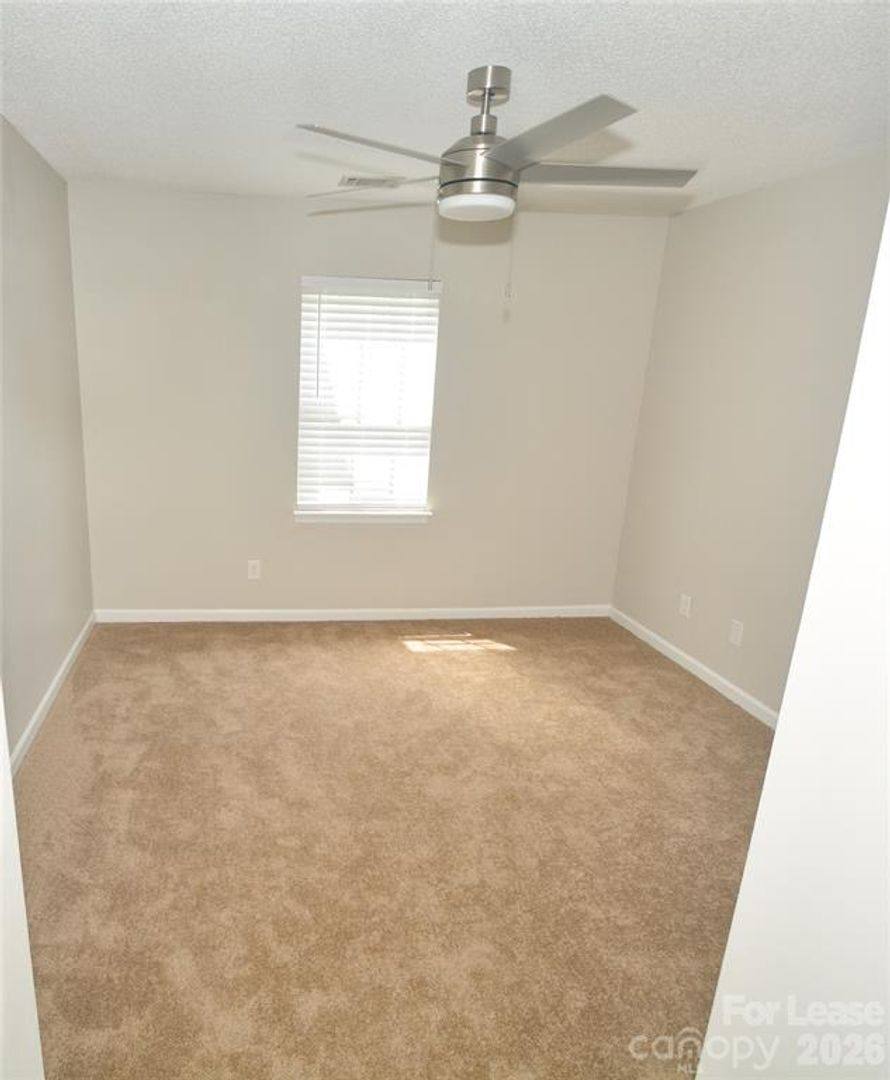 House for rent at 605 Mountainwater Dr, Charlotte, NC 28262