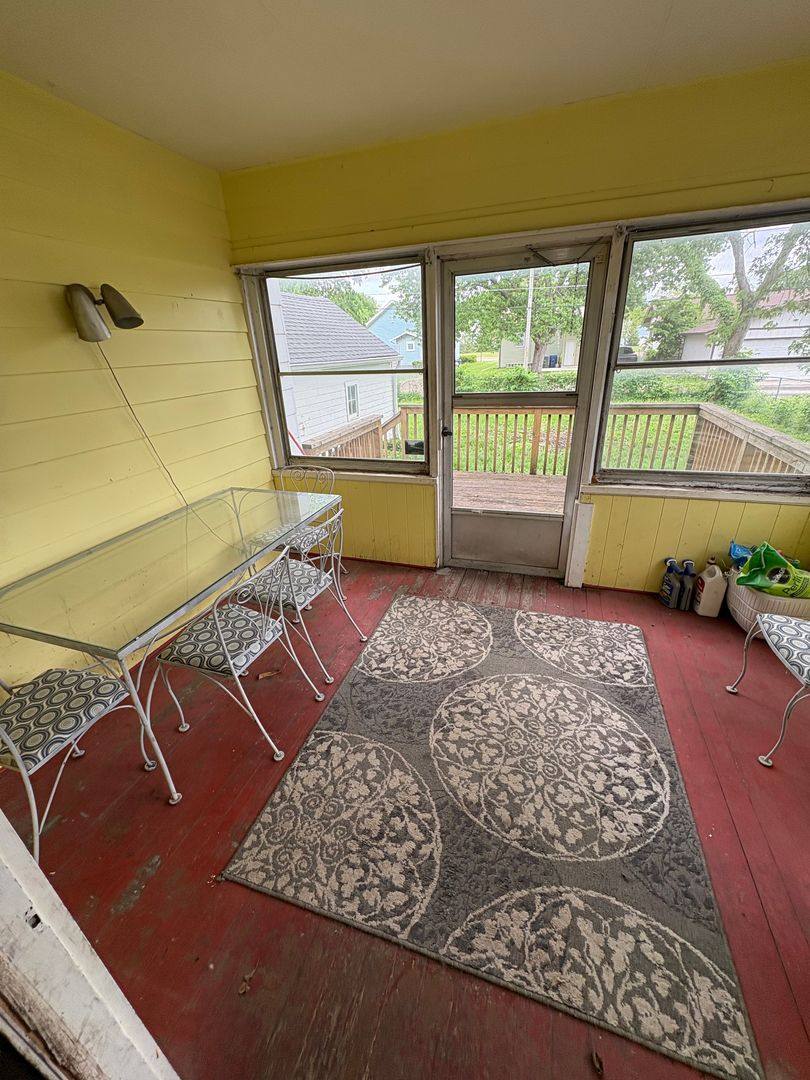 House for rent at 440 Cutler St, Waterloo, IA 50703