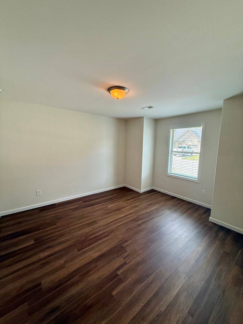 Condo for rent at 5928 Knox Hill Way, Knoxville, TN 37912