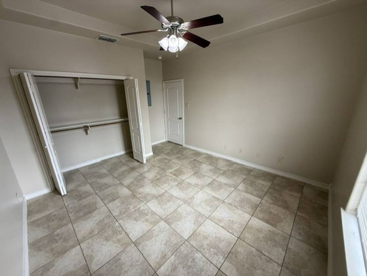 Apartment for rent at 710 Alta Vista, Laredo, TX 78041