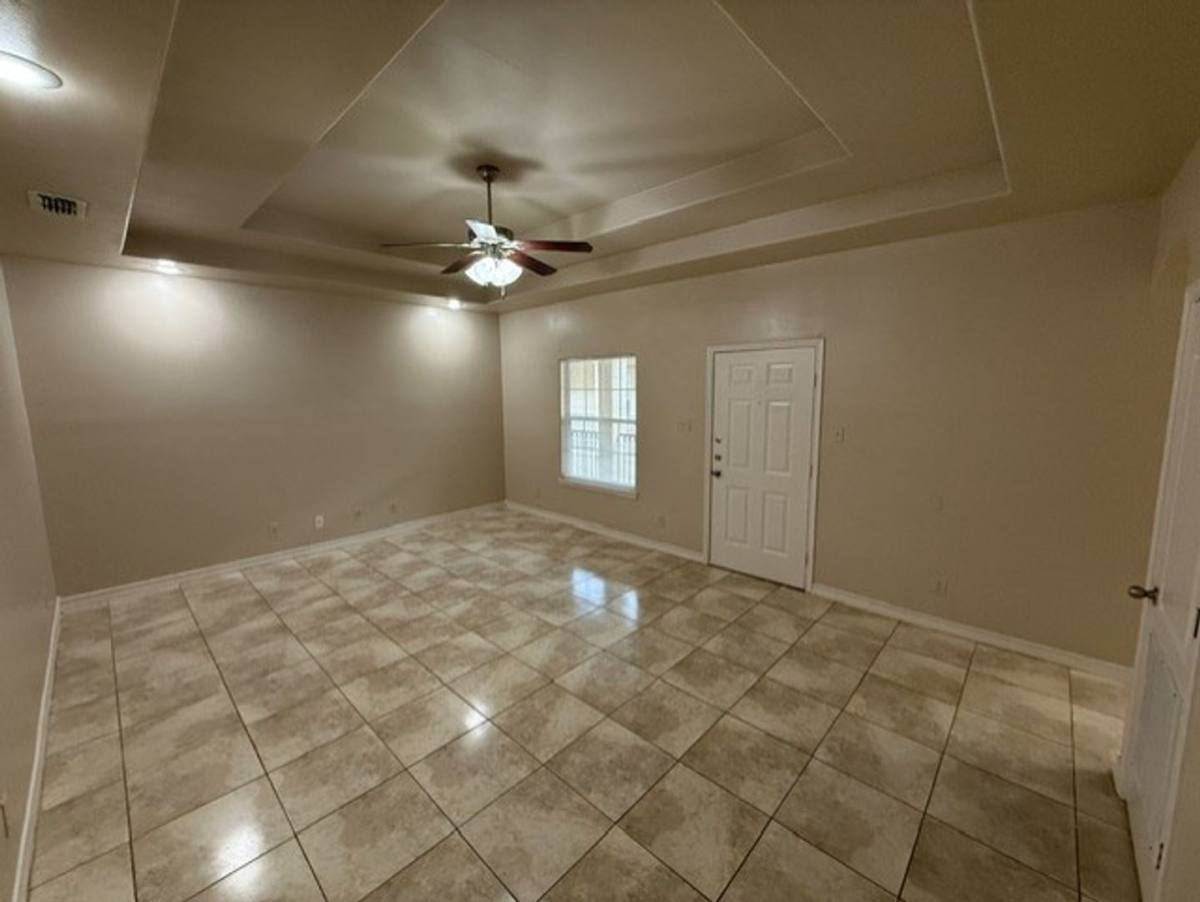 Apartment for rent at 710 Alta Vista, Laredo, TX 78041