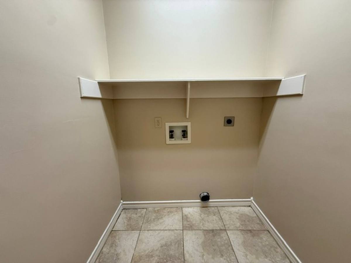 Apartment for rent at 710 Alta Vista, Laredo, TX 78041