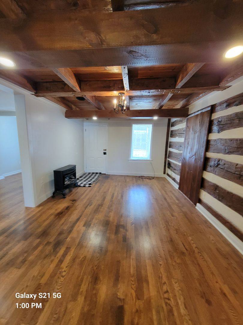 Apartment for rent at 107-109 S Main St, Mercersburg, PA 17236