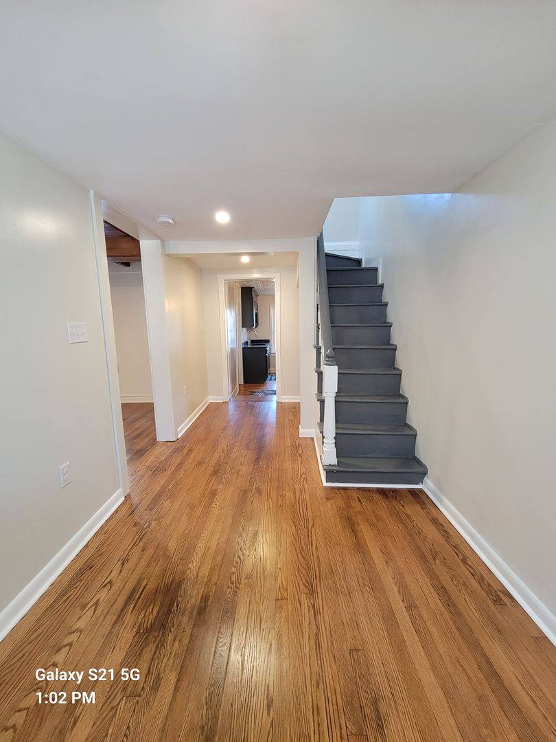 Apartment for rent at 107-109 S Main St, Mercersburg, PA 17236