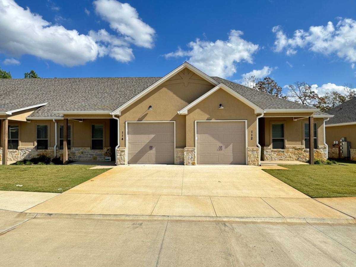 Apartment for rent at 9149 Cr, Tyler, TX 75707