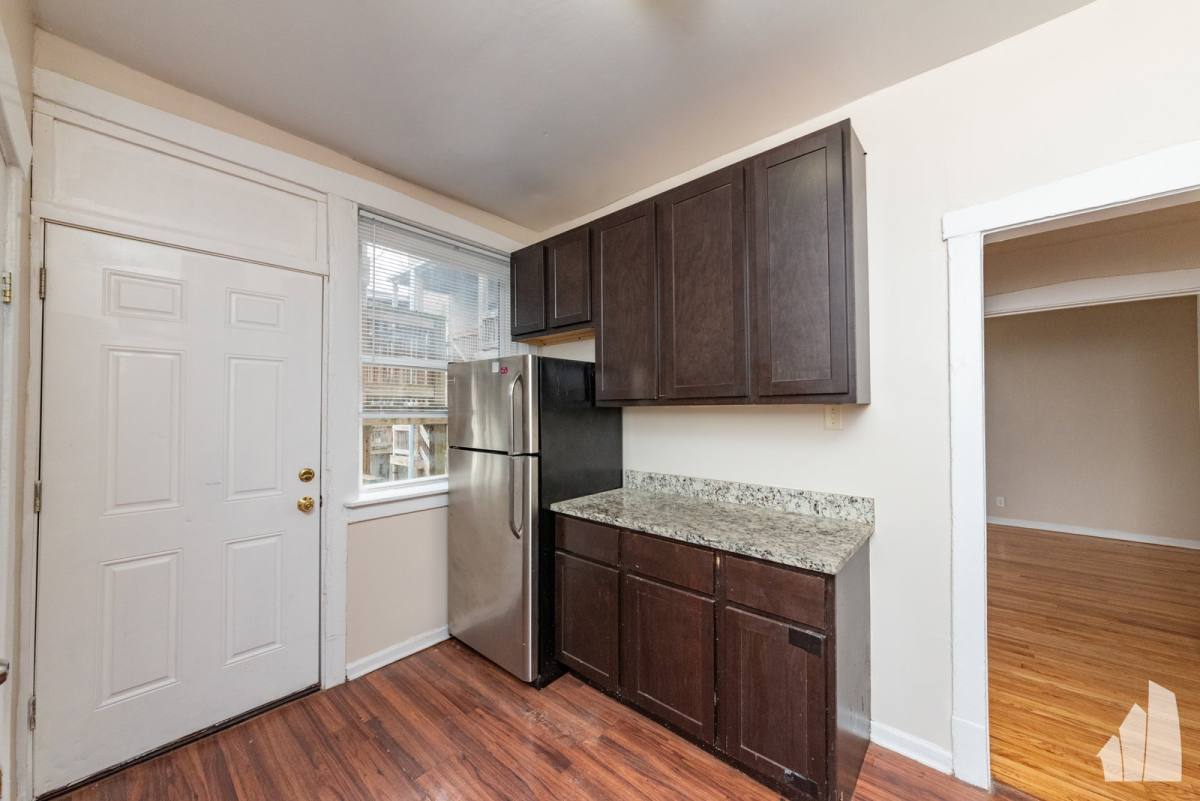 Apartment for rent at 3751 W Sunnyside Ave #51-1, Chicago, IL 60625