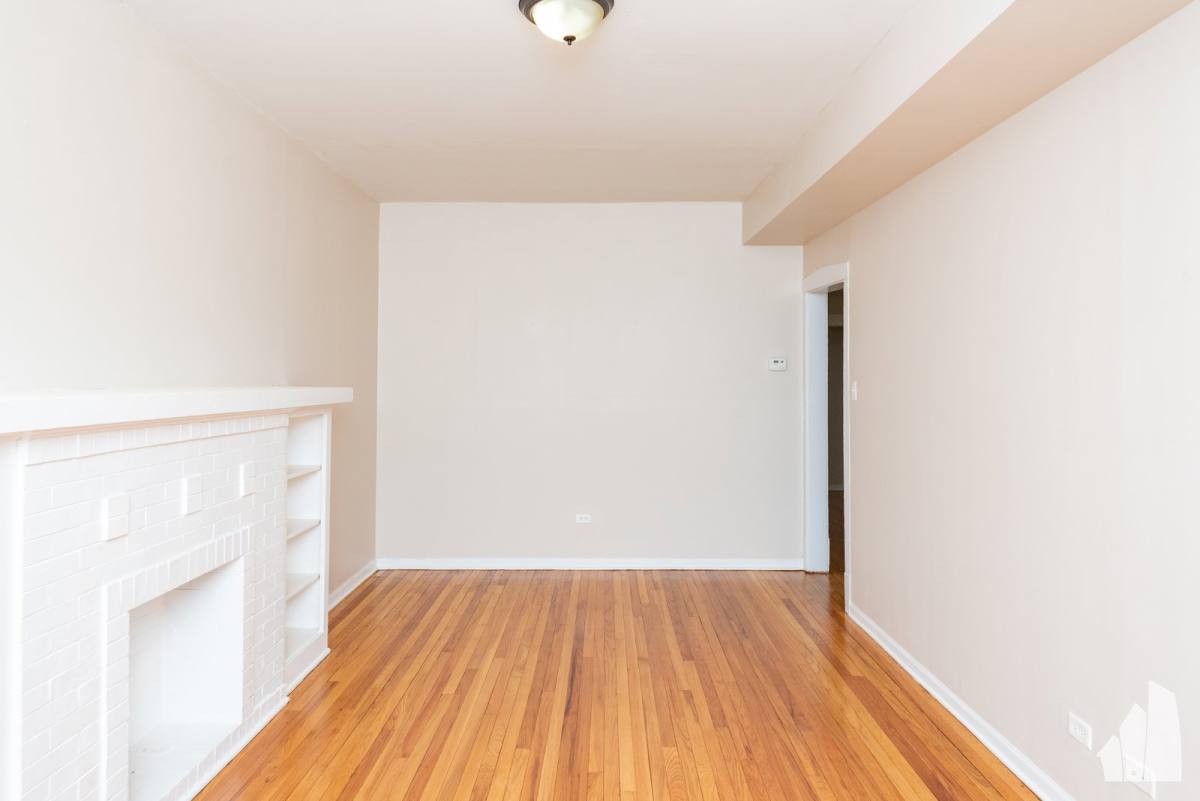 Apartment for rent at 3751 W Sunnyside Ave #51-1, Chicago, IL 60625