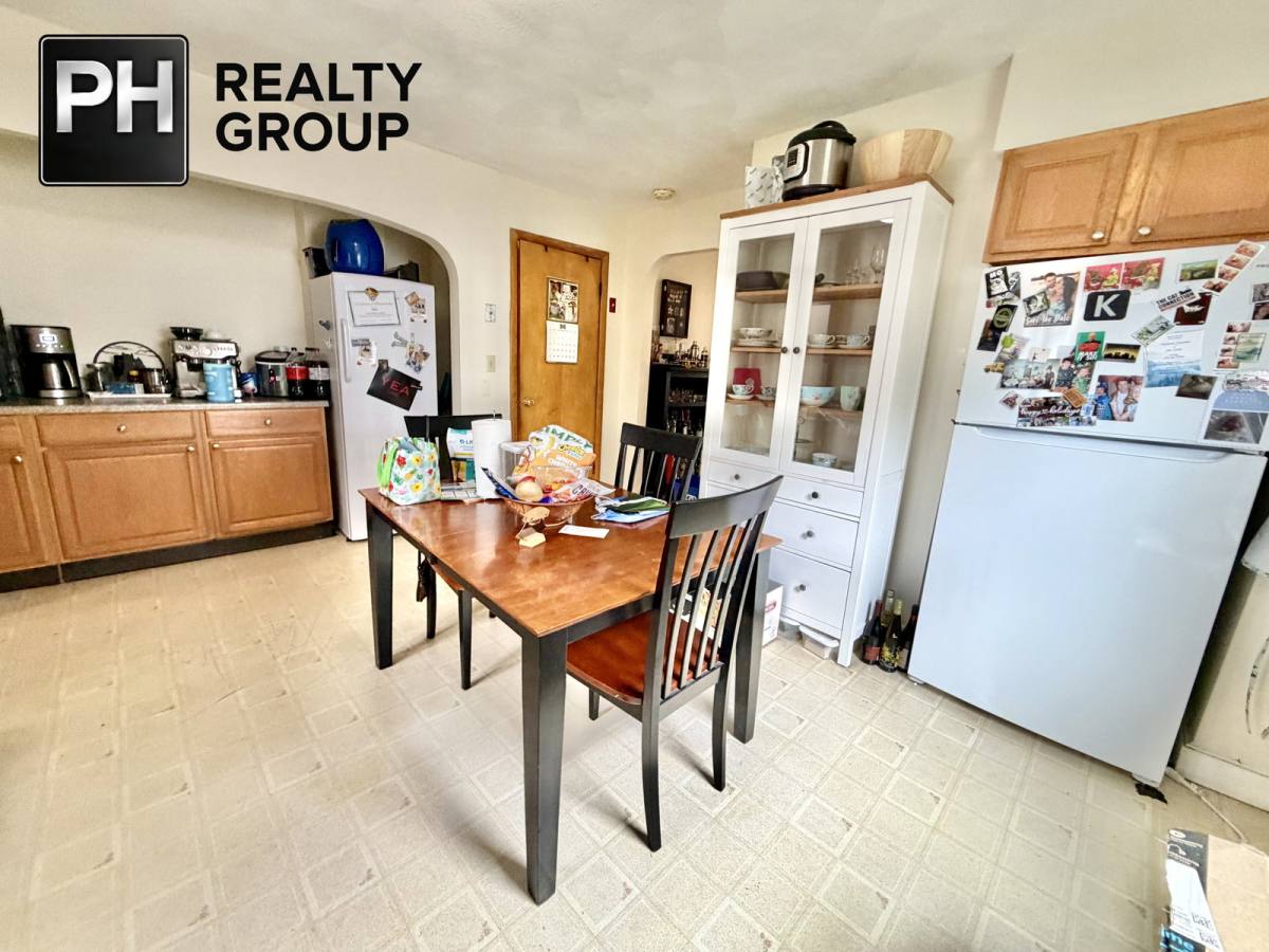 House for rent at 17 Clinton St, Newton, MA 02458