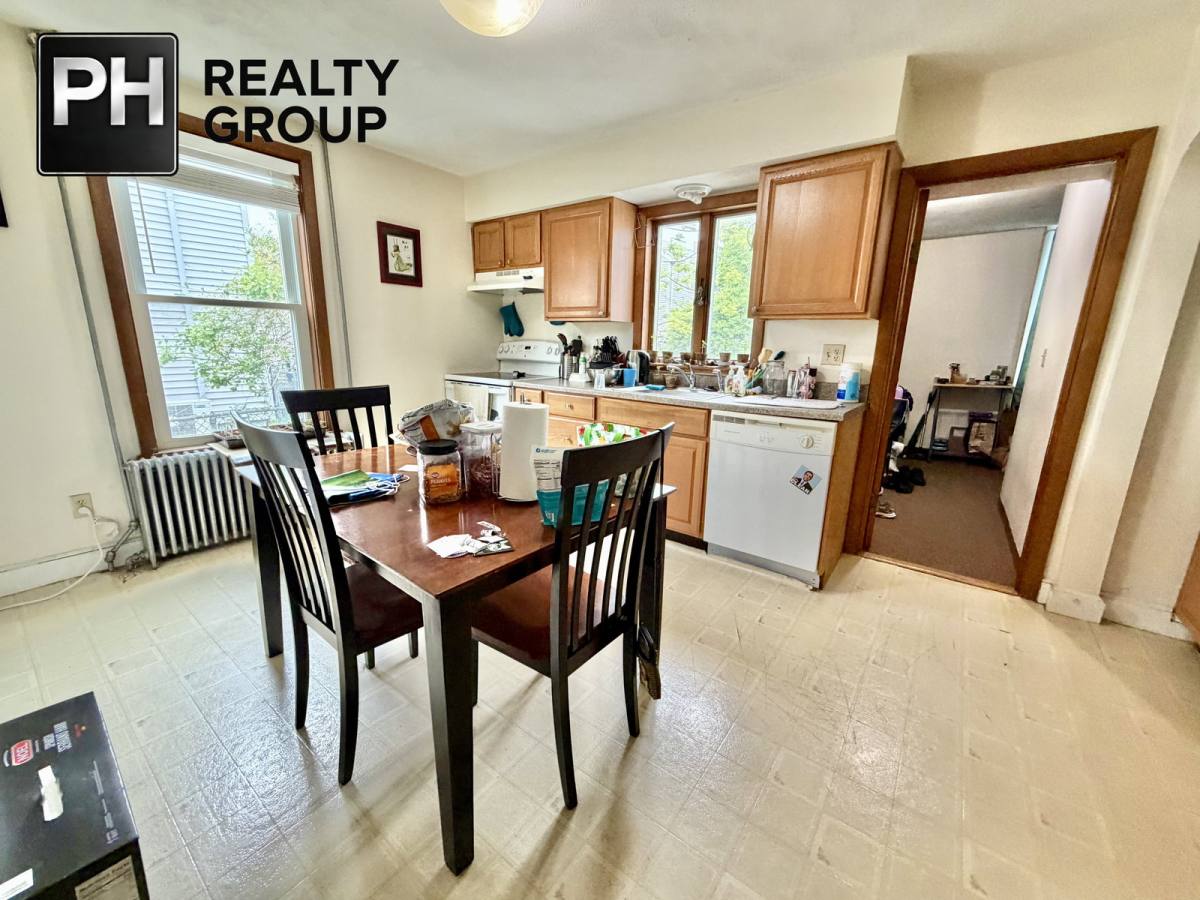 House for rent at 17 Clinton St, Newton, MA 02458