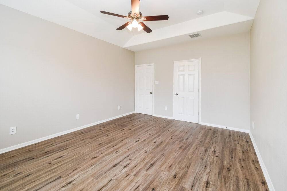 House for rent at 11307 Shoal Creek Dr, Pearland, TX 77584