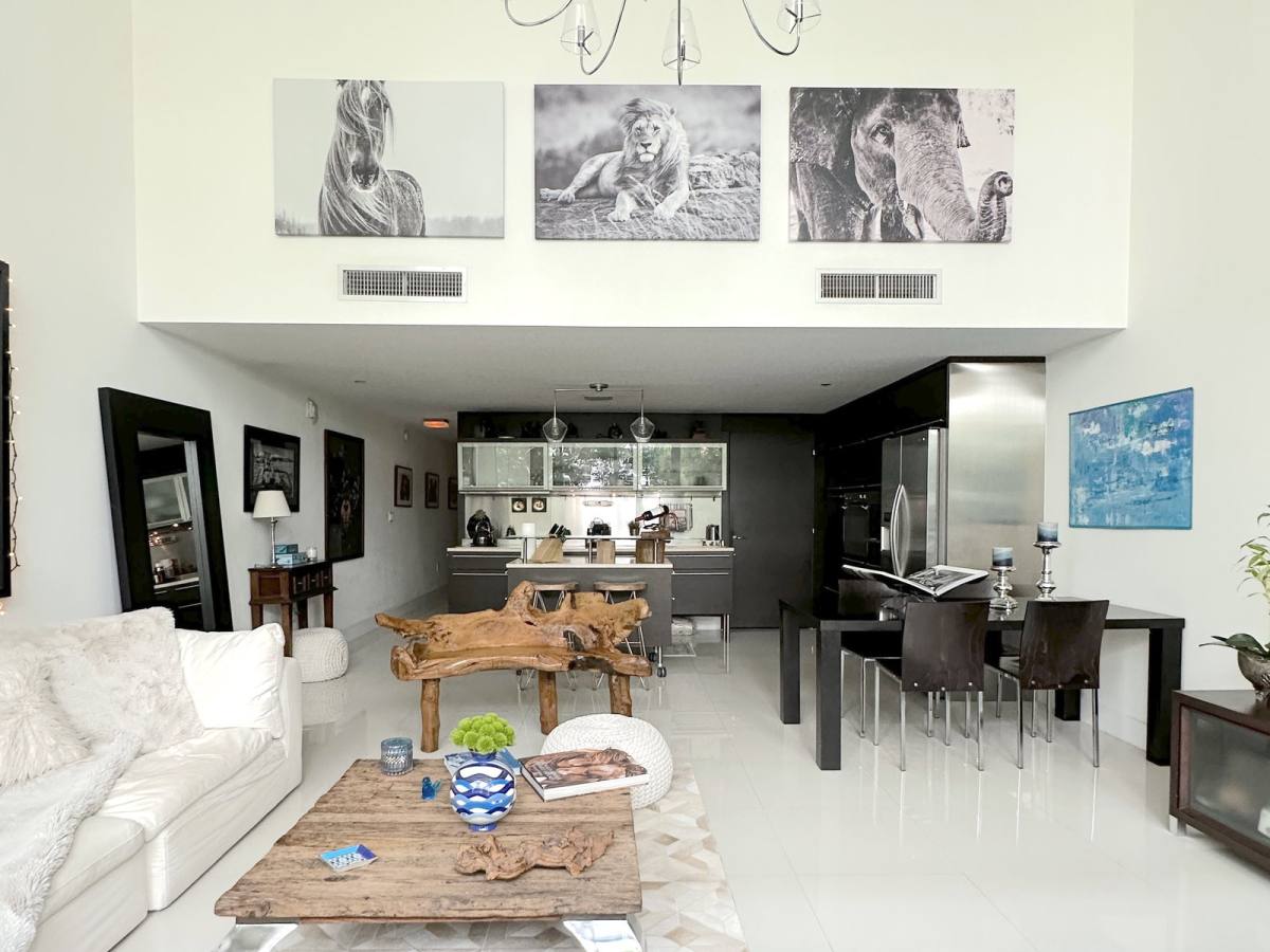 Apartment for rent at 6000 Collins Ave #509, Miami Beach, FL 33140