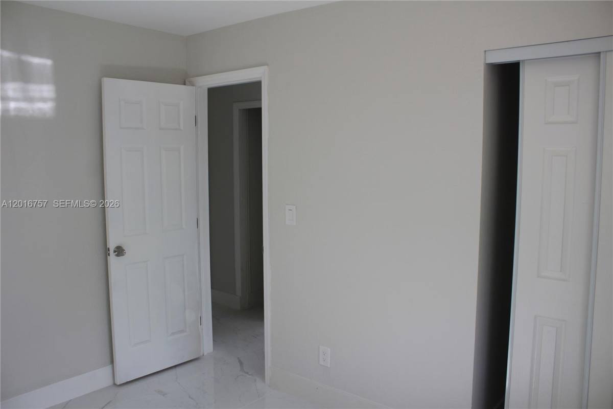 Apartment for rent at 9915 W Okeechobee Rd #2-201, Hialeah, FL 33016
