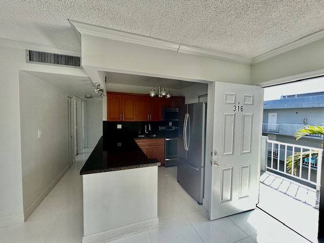 Apartment for rent at 1725 W 60th St #F316, Hialeah, FL 33012