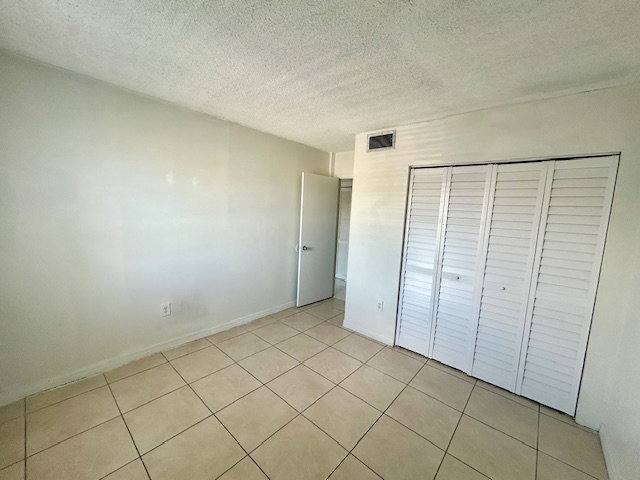 Apartment for rent at 1725 W 60th St #F316, Hialeah, FL 33012