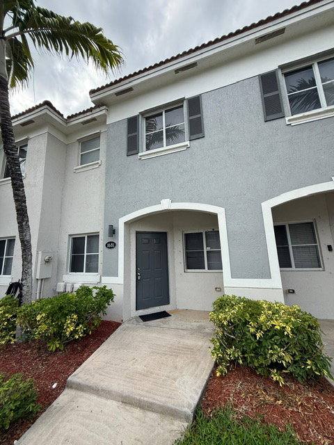 Apartment for rent at 1681 SE 31st Court, Homestead, FL 33035