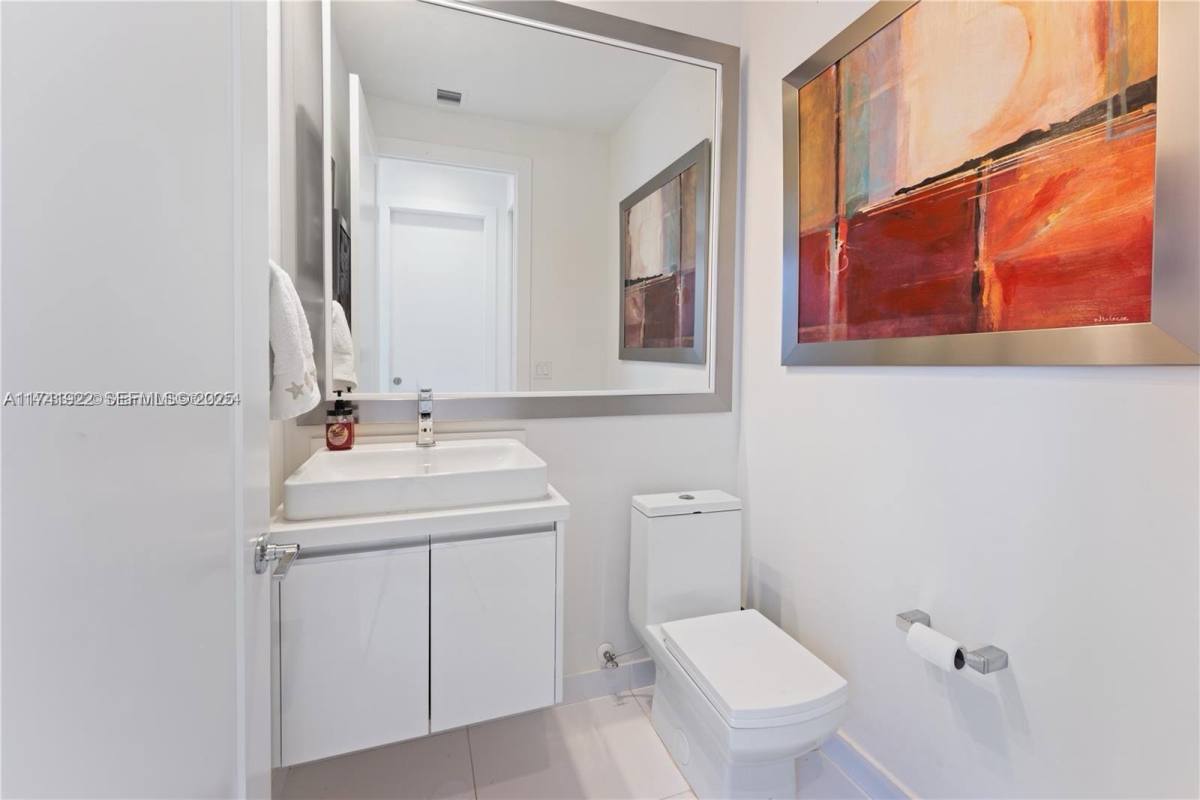 Townhouse for rent at 6313 NW 104th Path, Miami, FL 33178