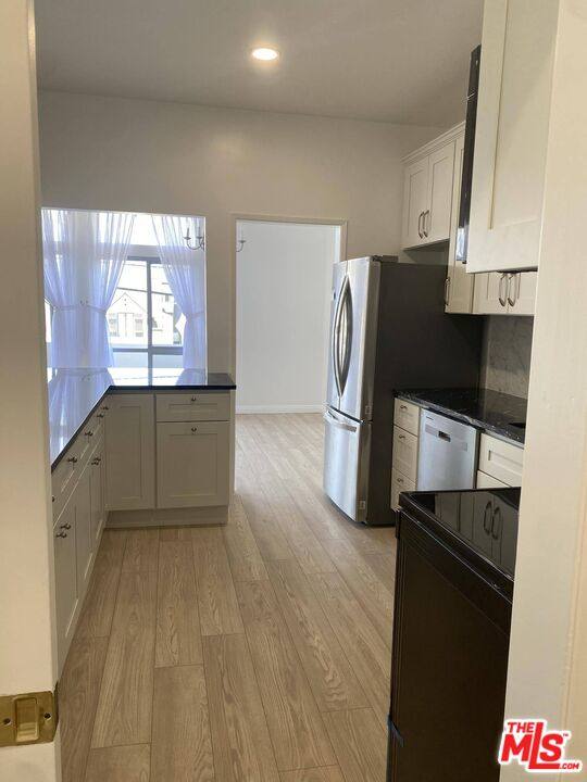 Apartment for rent at 511 San Vicente Blvd #204, Santa Monica, CA 90402