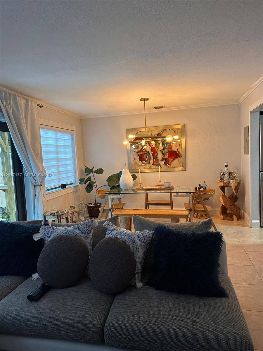 Townhouse for rent at 1595 SW 122nd Ave, Miami, FL 33184