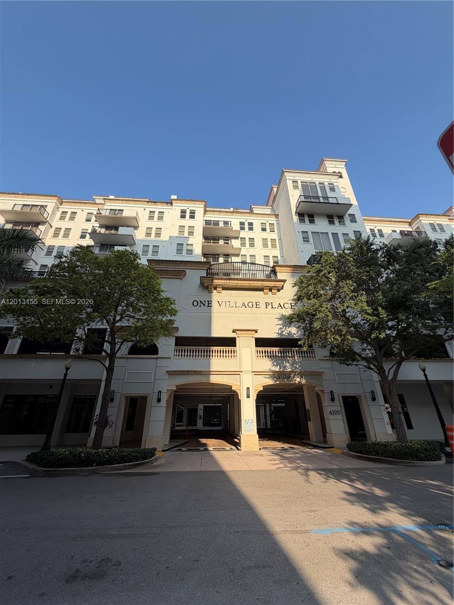 Condo for rent at 4100 Salzedo St #508, Miami, FL 33146