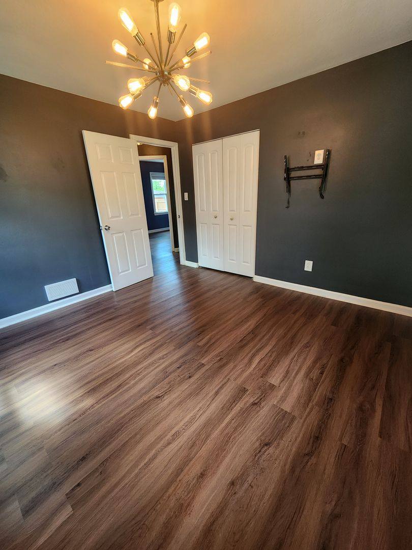 House for rent at 7048 Oakwood Rd, Cleveland, OH 44130