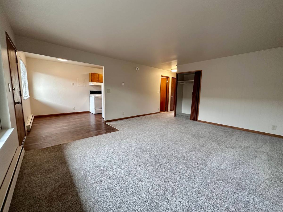 Apartment for rent at 3200 NE 140th St, Seattle, WA 98125