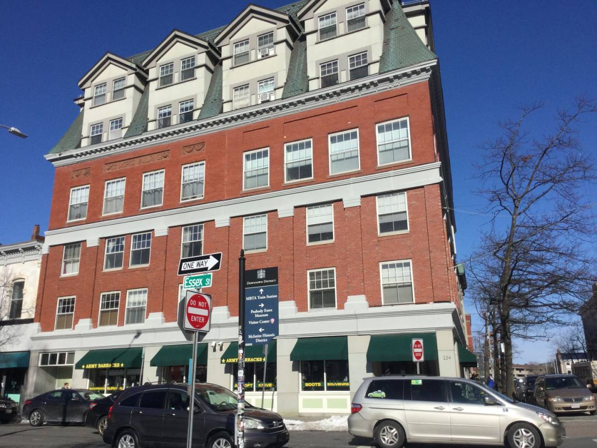 Apartment for rent at 100 Washington St, Salem, MA 01970